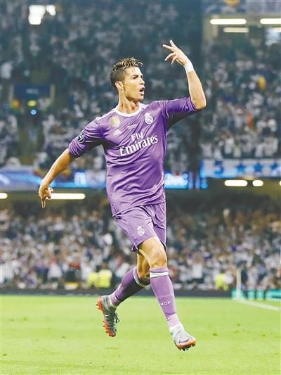 足球中超发布赛程海报，视觉效果炸裂（中超官宣赛程海报，视觉冲击力爆表）