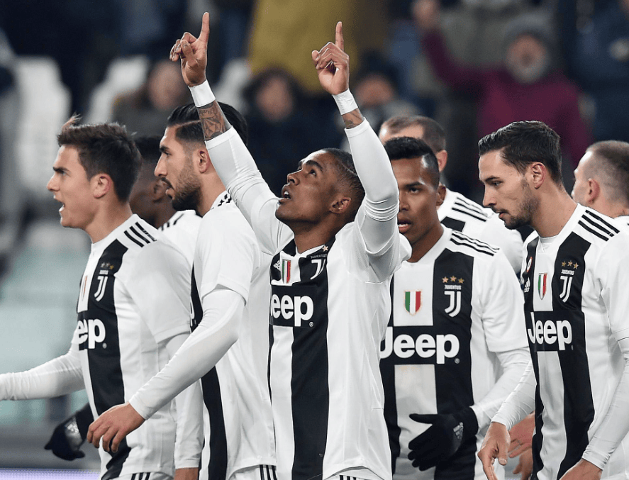 “混合脸谱”挑战来袭🔥是什么照片让小图拉姆笑出屏...（混合脸谱挑战上线：哪张照片让小图拉姆笑翻屏幕？）