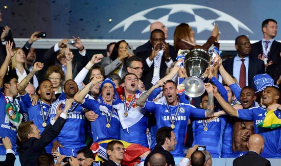 王者回归！博格巴雨中亮相法甲，过去816天他经历了什么？（博格巴雨中重返法甲：阔别816天，他经历了什么？）