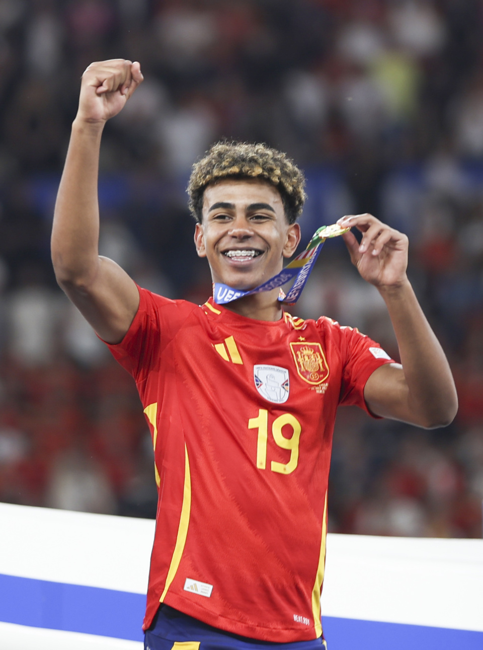 斯基拉：小马尔蒂尼可能先租后买离开亚特兰大，都灵已问价（斯基拉：都灵询价小马尔蒂尼，球员或以先租后买方式离开亚特兰大）