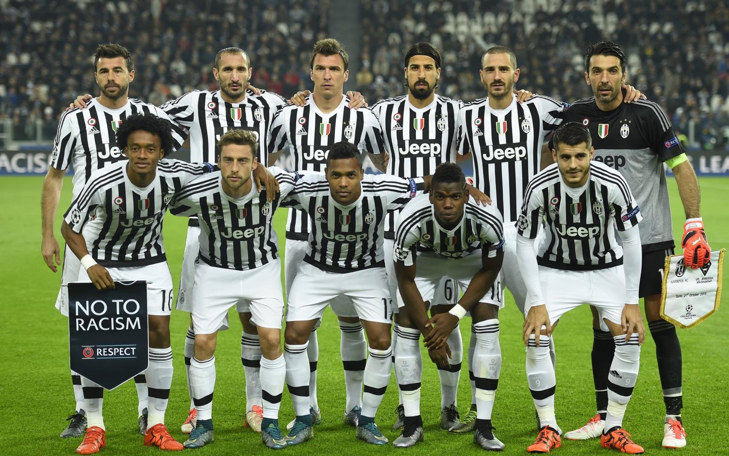 篮球CBA球队比赛精彩瞬间